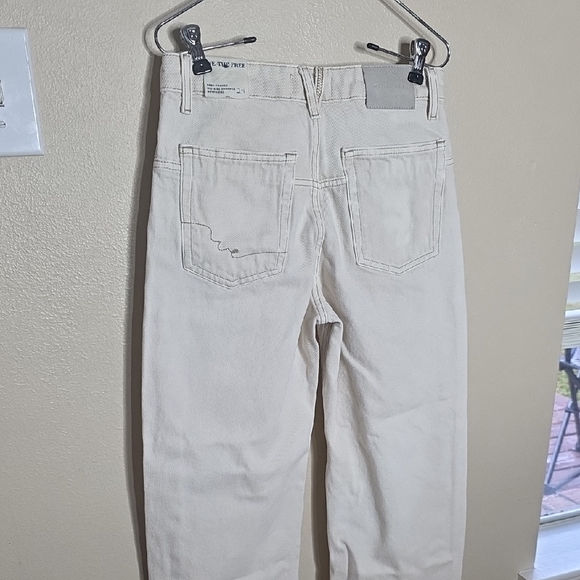 We The Free Jeans Deep Trance Dropped Boyfriend Wide Leg Denim Cream Size 24 - Picture 10 of 14